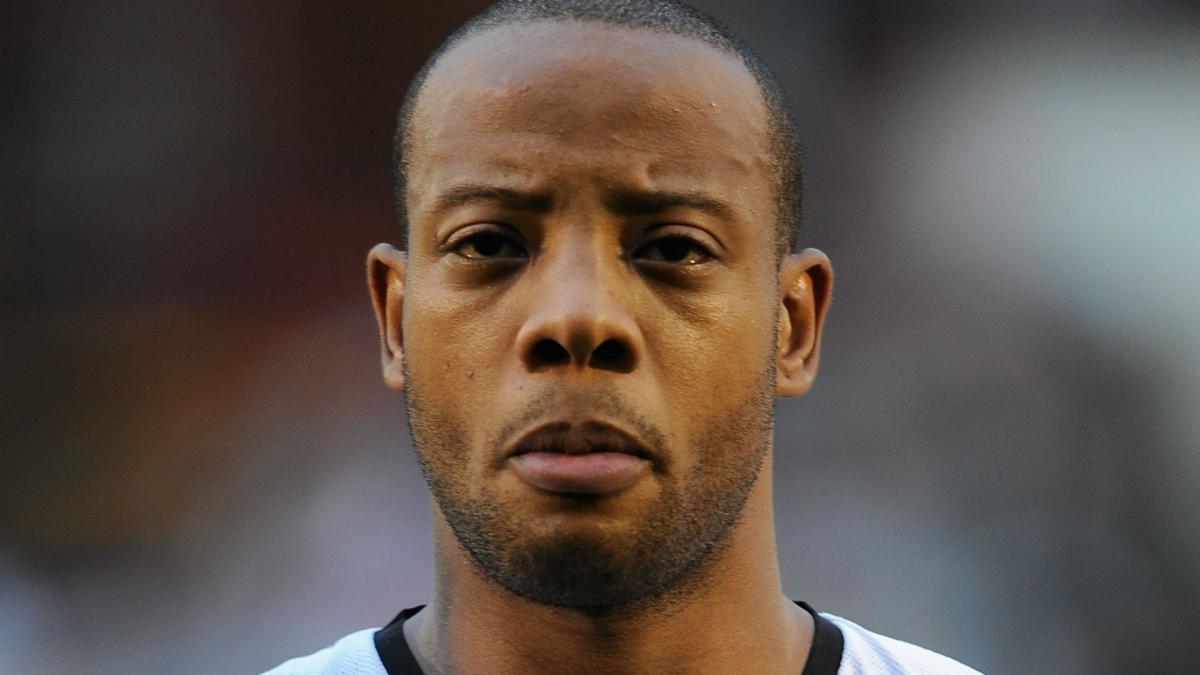 Former Ghana international Junior Agogo dies, aged 40