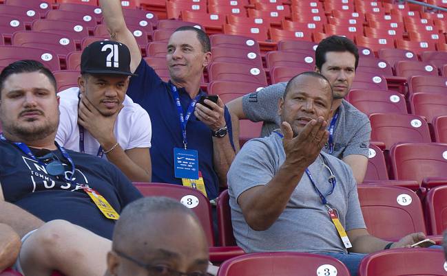 Neymar's dad with Barça preseason back in July 2017.