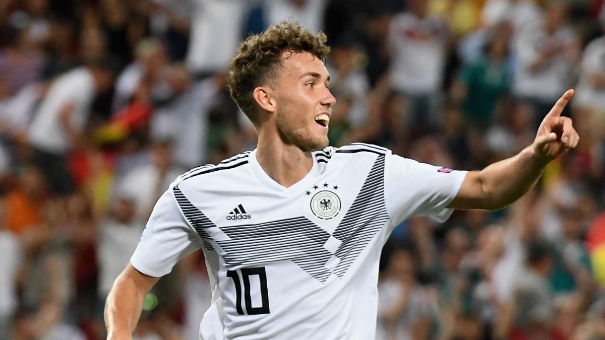 Waldschmidt wins Germany call-up as Draxler misses out