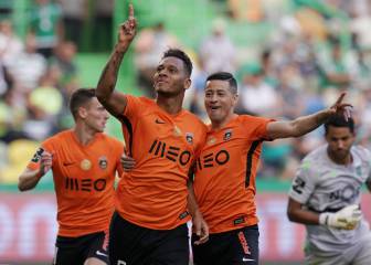 Coates: three penalties and red card in Sporting loss