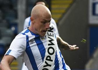 Huddersfield Town fined for Paddy Power kit stunt