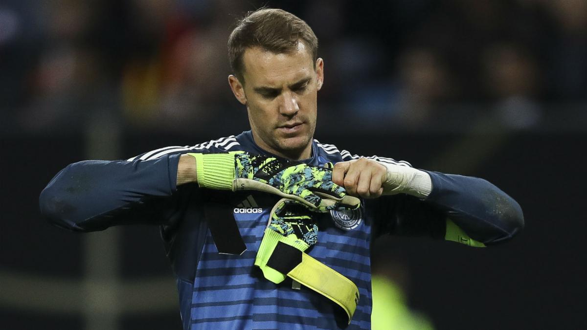 Neuer to retire when he no longer feels needed by Germany, Bayern