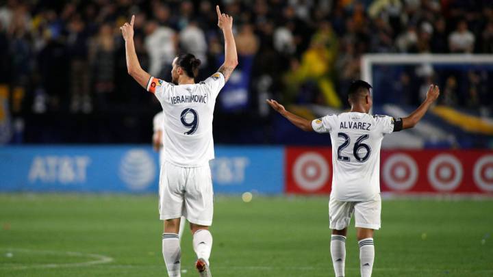 Zlatan Ibrahimovic and Efrain Alvarez celebrating an LA Galaxy win