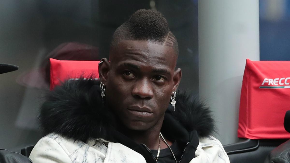 Balotelli will succeed at Brescia, says De Jong