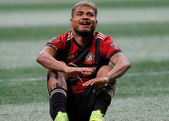 De Boer fears 'serious' injury for Atlanta striker Martínez
