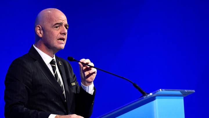 Fifa announces new measures to cap agent fees and player loans