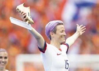 Rapinoe open to offers amid Barcelona links