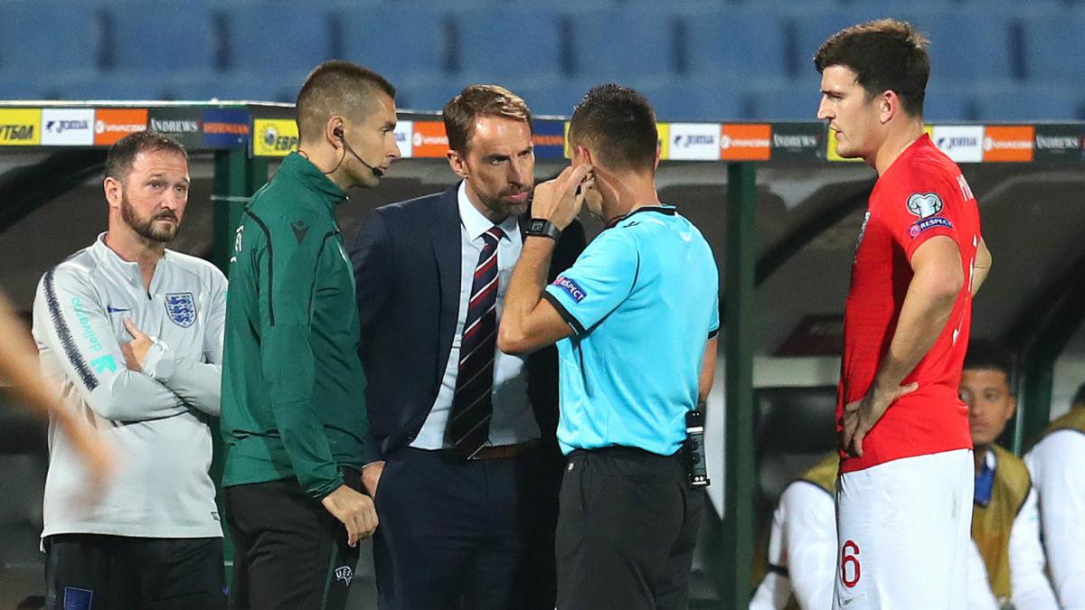 Bulgarian PM urges football chief to resign as racist abuse taints England qualifier