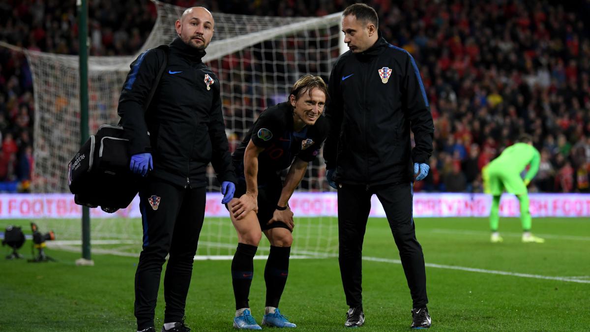 Real Madrid confirm muscle bruising for injured Modric