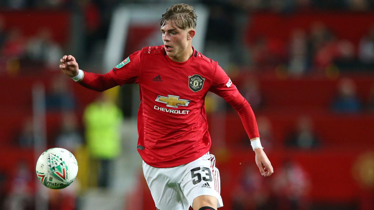 Man United secure highly rated Williams to new deal