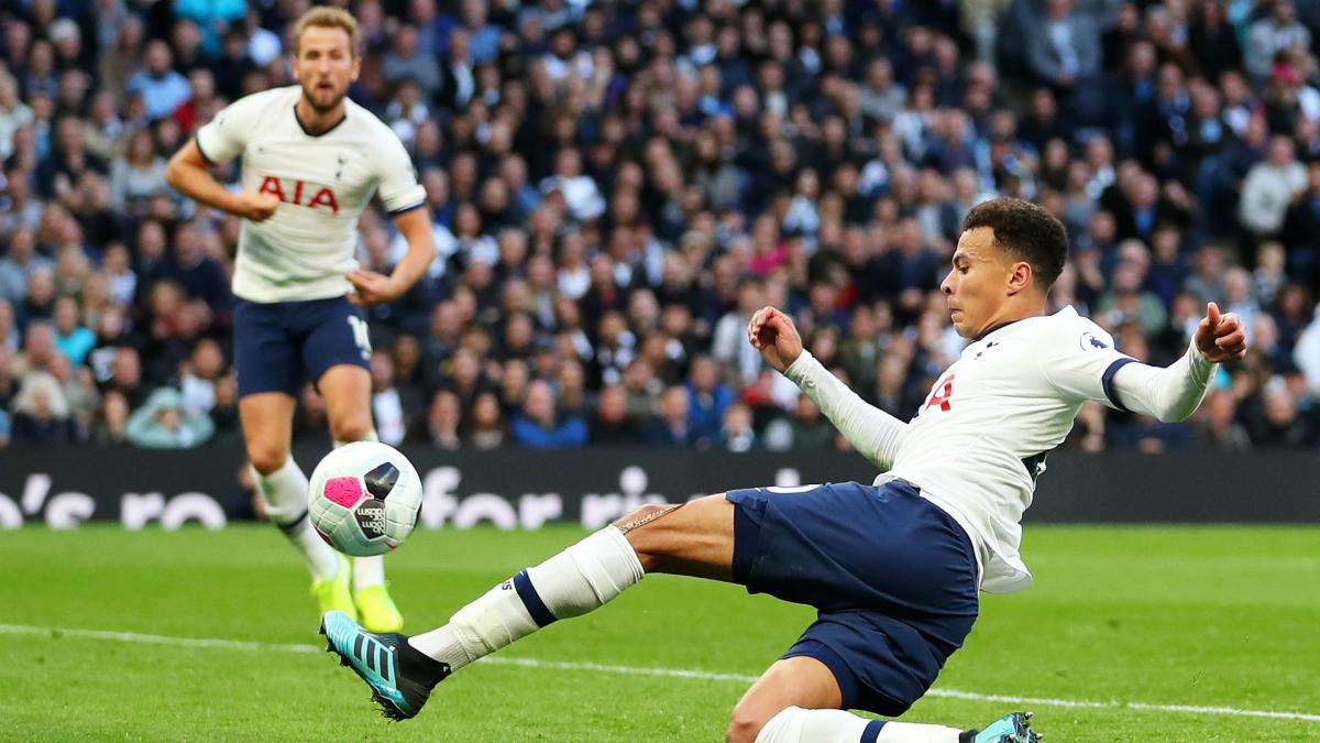 Premier League Review: Alli saves Spurs as Chelsea and Leicester City march on