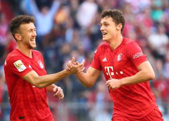 Despite late scare, Bayern secure maximum points