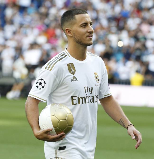 Hazard arrives to lead Real Madrid