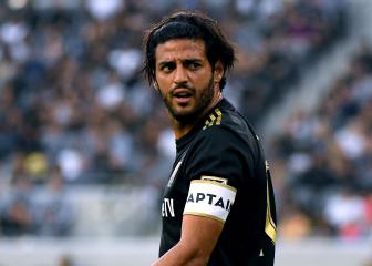 Carlos Vela would fit in well at Barcelona, says Dos Santos