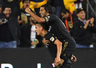 Vela named MLS MVP after record-breaking LAFC season