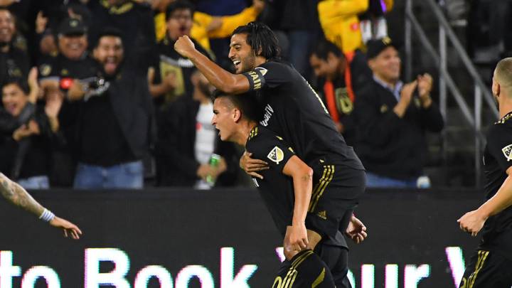 Vela named MLS MVP after record-breaking LAFC season
