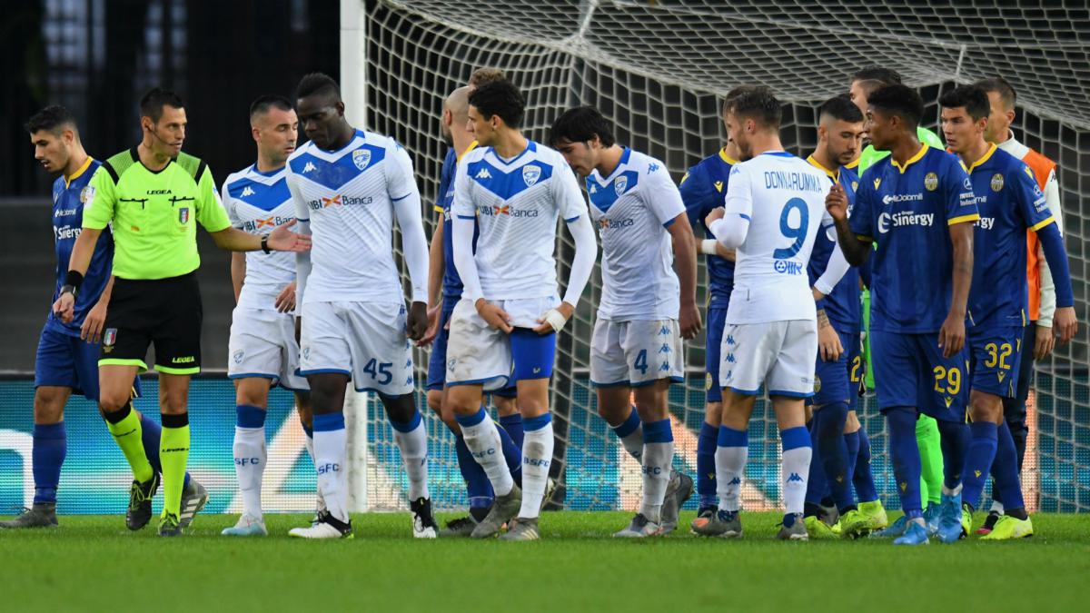 Hellas Verona ban ultra for 11 years after Serie A orders partial stadium closure for Balotelli abuse
