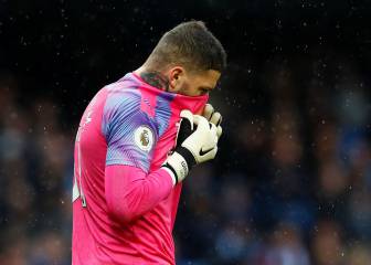 Ederson injured, Bravo sent off as City struggle at Atalanta