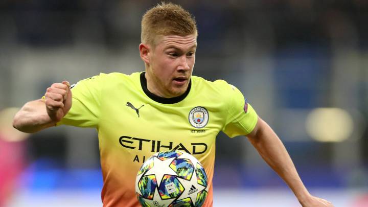 Manchester City's Kevin De Bruyne braced for Anfield pressure cooker atmosphere