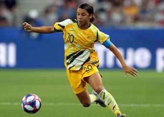 Chelsea sign Australia captain Sam Kerr