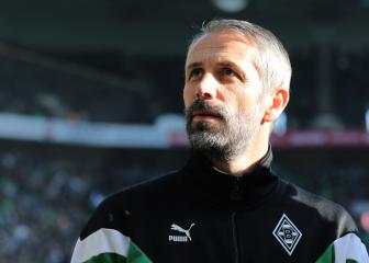 Gladbach sign Scally