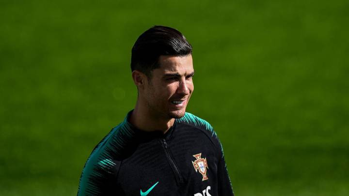 Portugal boss Santos fumes at repeated Cristiano questions