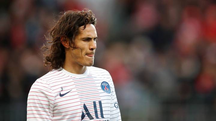 LA Galaxy line up Cavani to replace Zlatan as talks begin