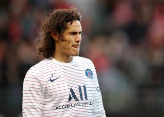 LA Galaxy line up Cavani to replace Zlatan as talks begin