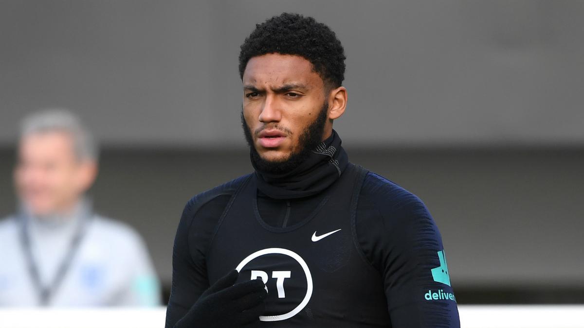 Southgate: Sterling tweet brought closure to Gomez incident