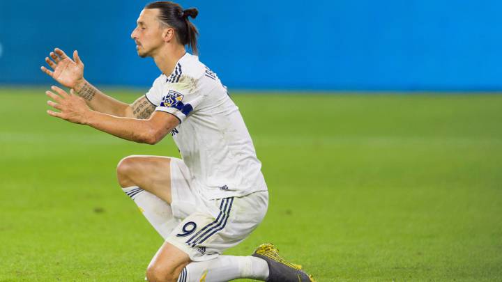 Ibrahimovic's agent Raiola meets with AC Milan