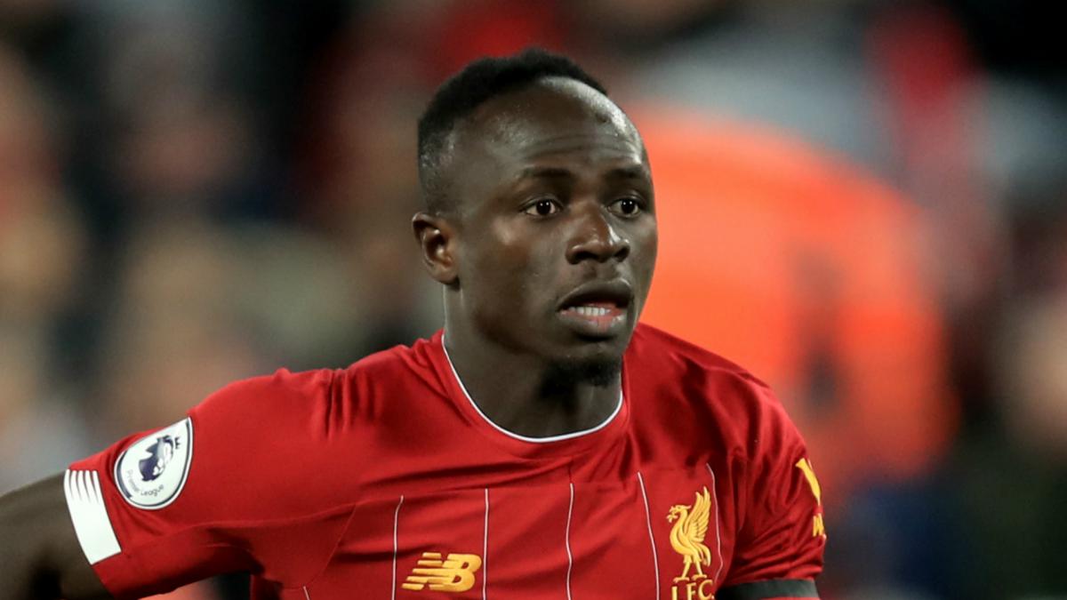 Rumour Has It: PSG eye Mane as Neymar replacement, Napoli agree Gattuso deal
