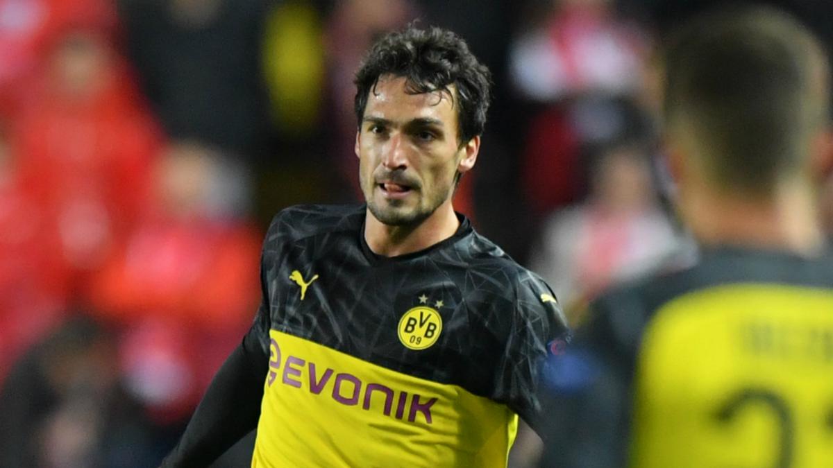 Hummels wake-up call for quiet men of Dortmund
