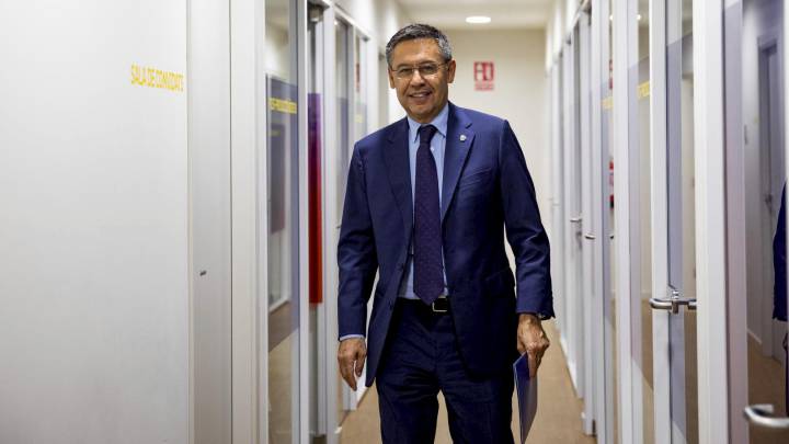 Bartomeu's big Apple Christmas gift to Barcelona players