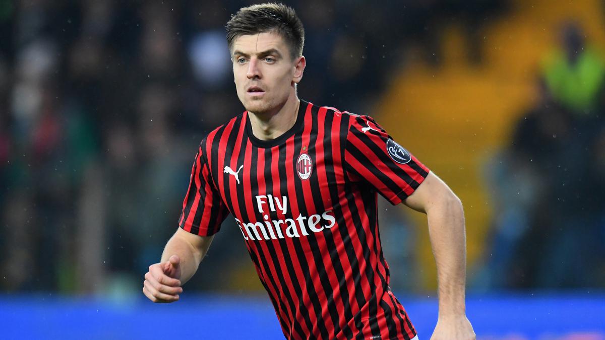 Rumour Has It: Spurs close to landing Piatek as Kane replacement