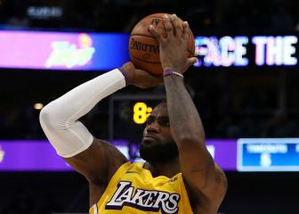 LeBron surpasses Jordan's NBA scoring record