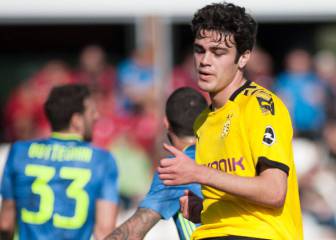 Giovanni Reyna makes his debut in Bundesliga with Dortmund