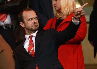 Neville calls for Woodward to go as Man Utd woes deepen