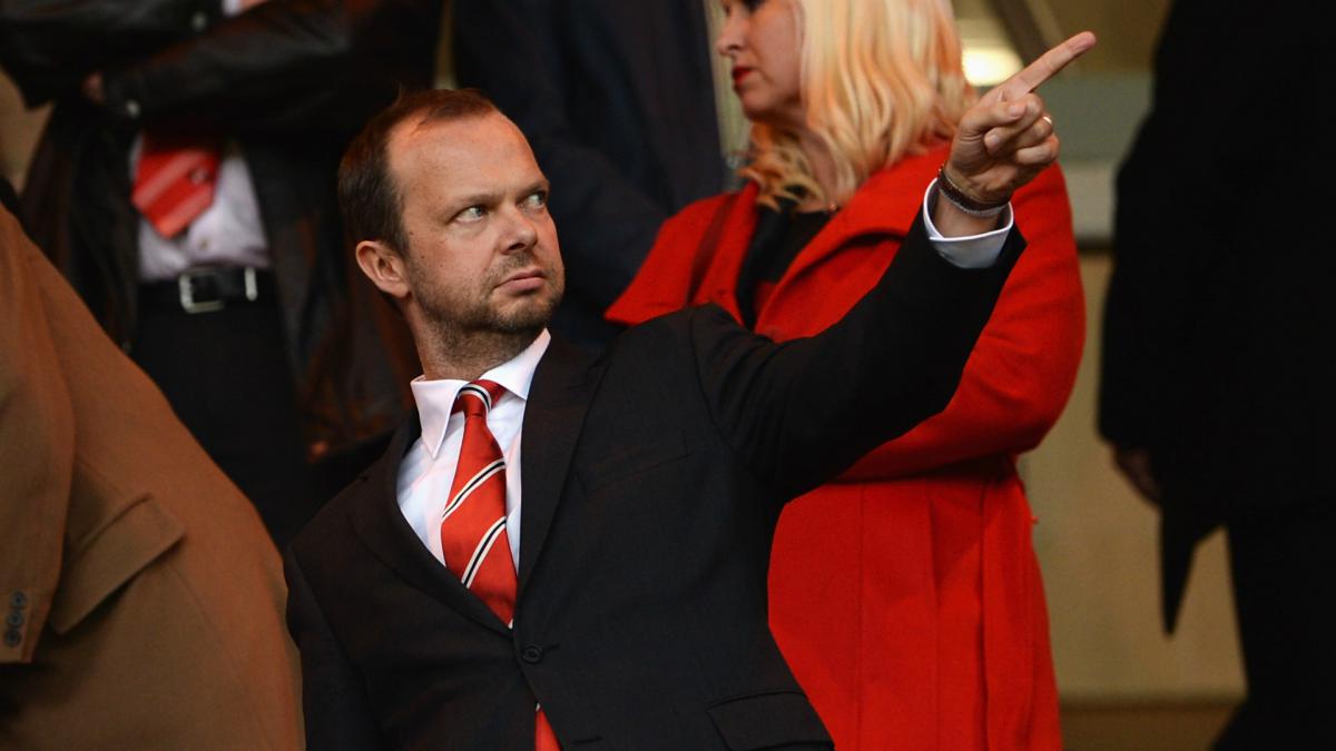 Neville calls for Woodward to go as Man Utd woes deepen
