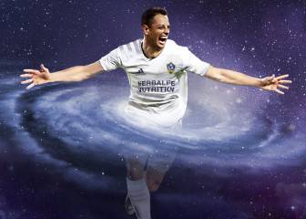 LA Galaxy confirm Javier Chicharito Hernández signing