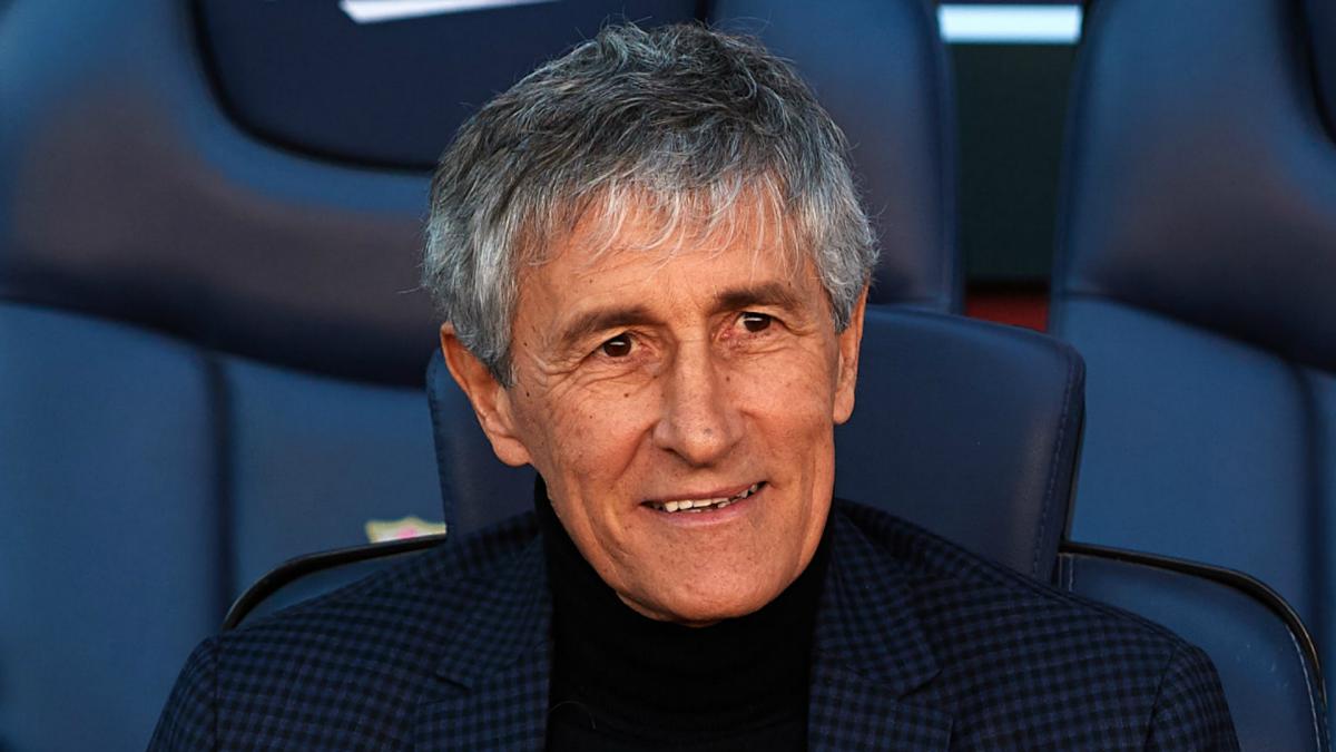 Small Barcelona squad doesn't concern me, says Setien