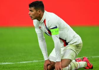 Thiago Silva and Ander Herrera to miss Dortmund return leg