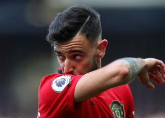 Bruno Fernandes wins Player of the Month to cap flying United start