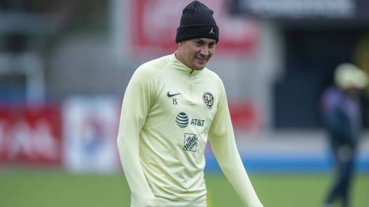 Nicolás Castillo is back in training for the first time post surgery