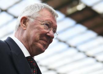 Man Utd make NHS donations as Fergie leads praise of medics