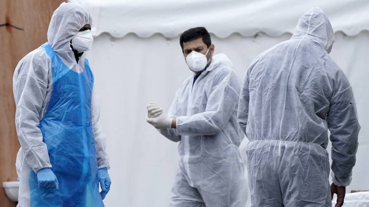 Coronavirus live updates: deaths and cases, UK, India, Canada, Australia... news today