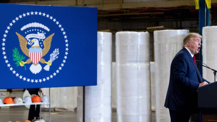 How does Trump plan to cut taxes to pay stimulus checks?