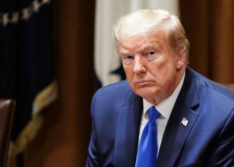 Coronavirus: Three senior Trump officials in quarantine