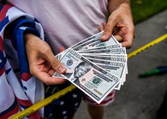 When will a decision be made on a second stimulus payment?