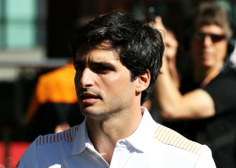 Ferrari seal Carlos Sainz as Sebastian Vettel's replacement