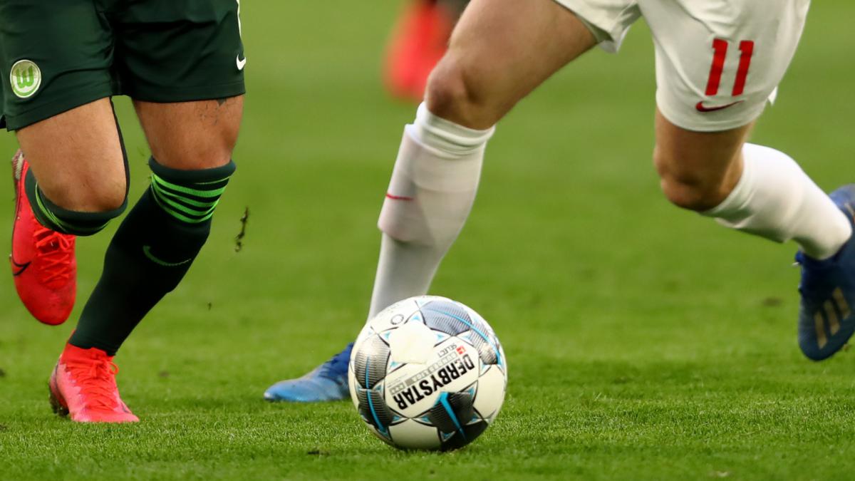 Coronavirus: Werder player in quarantine a day before Bundesliga return